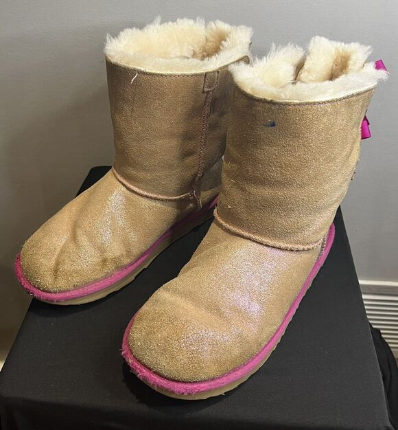 UGG Other - Uggs Girls size 5 Pink Glitter and Bow